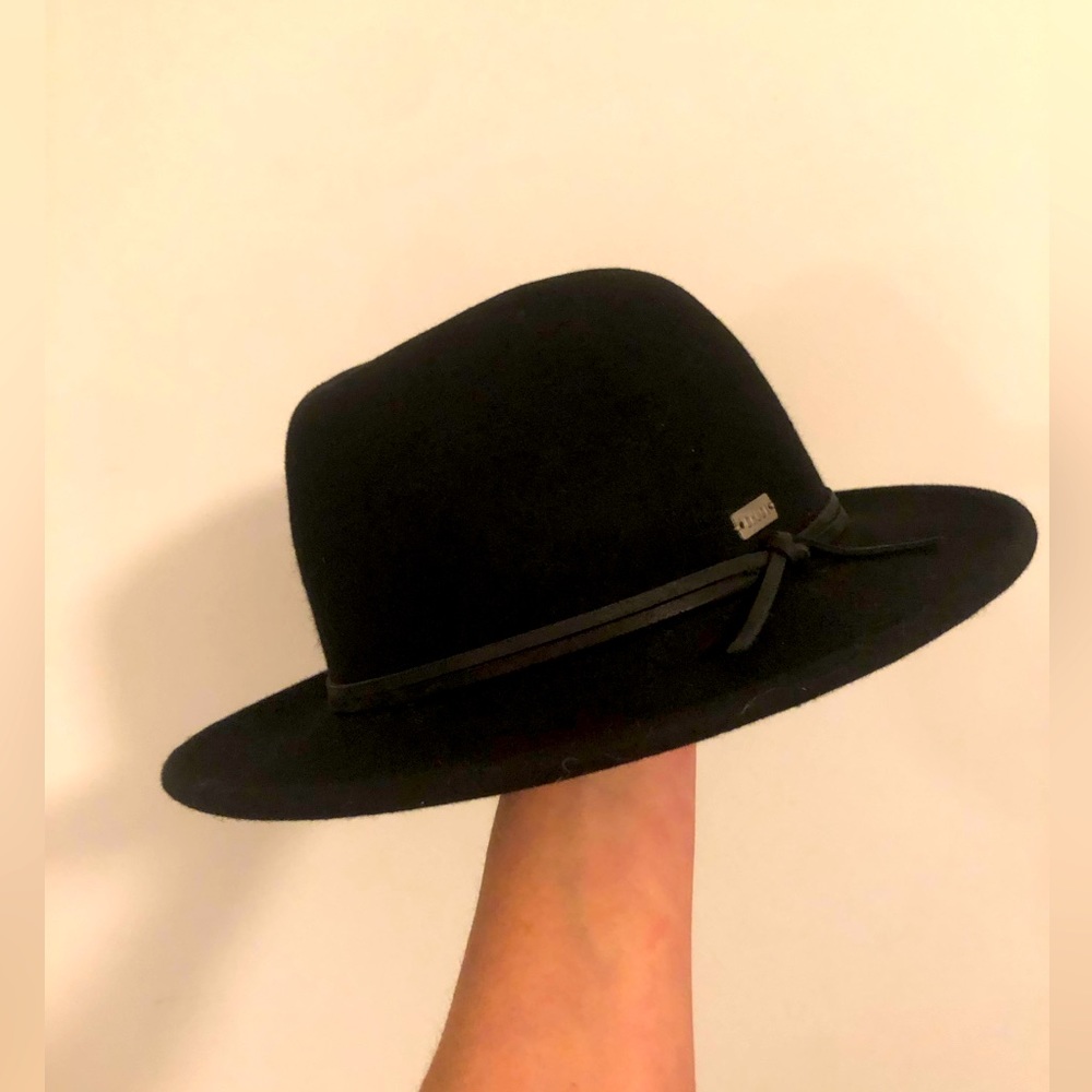 Original Chuck Munson Hat-unisex